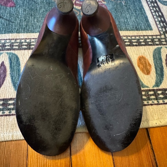 John Fluevog Women's Two-Tone Brown and Black Loafers - Picture 10 of 10